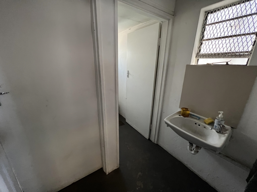 To Let commercial Property for Rent in Triangle Farm Western Cape